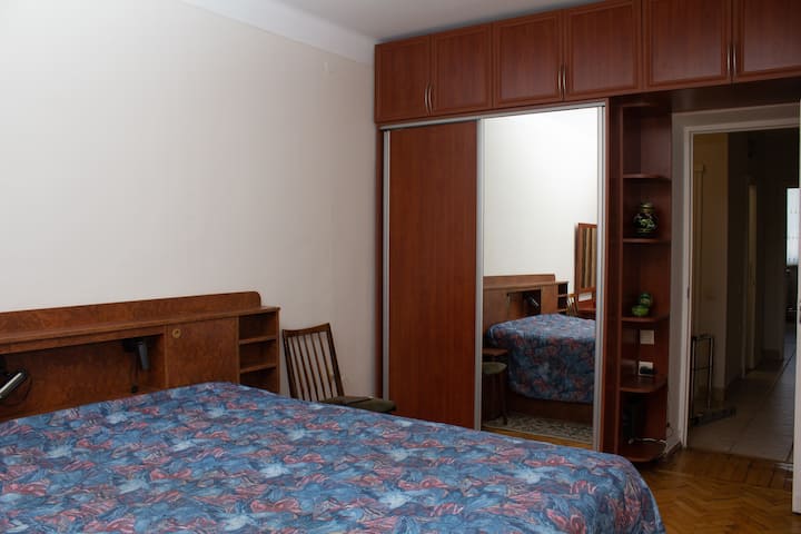 A comfortable flat in the downtown