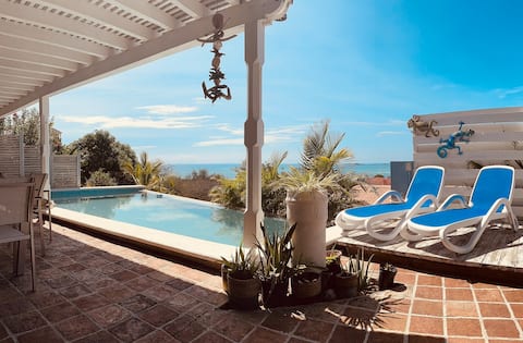 Pool views meet the sea at Starfish House