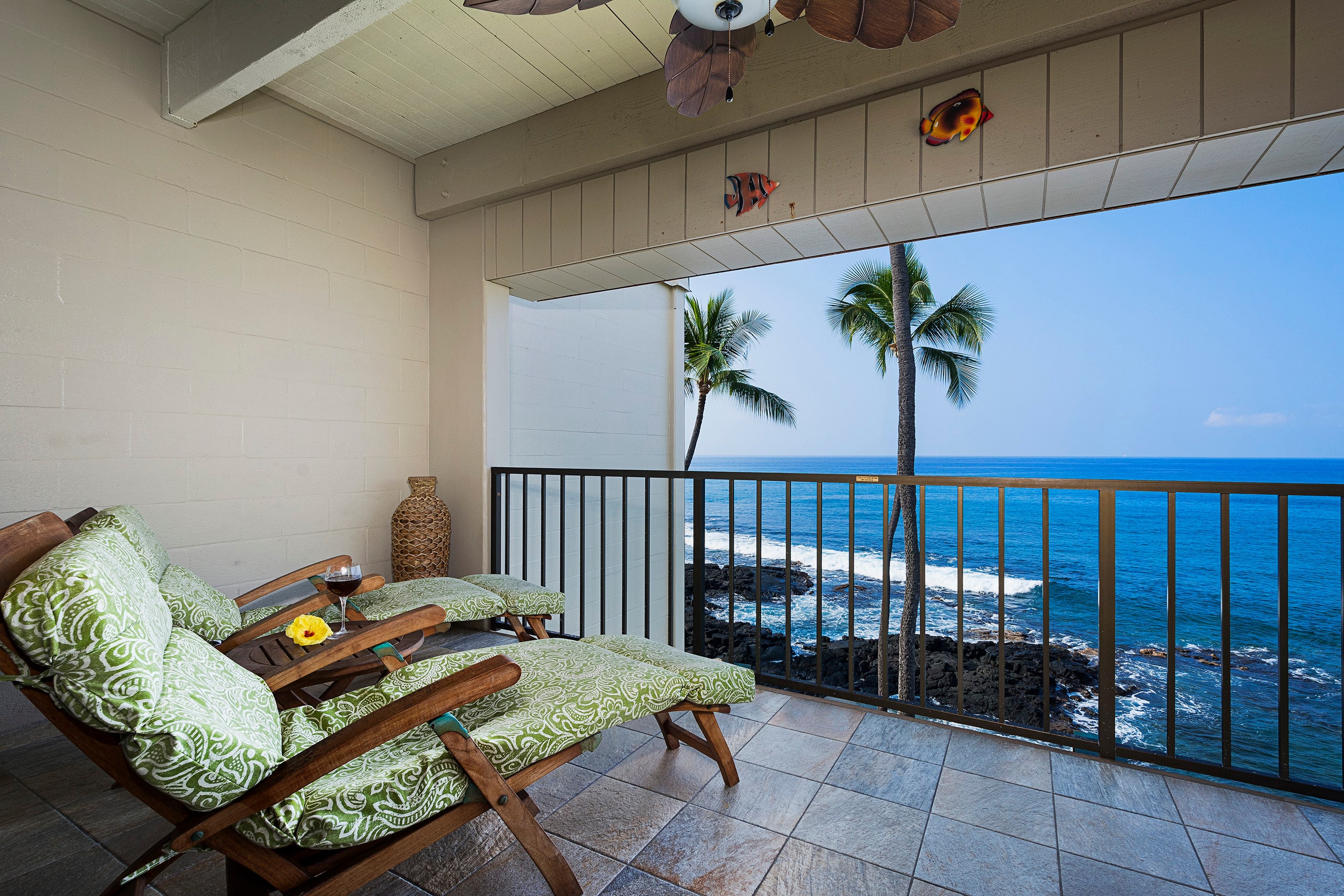 Condo in Kailua-Kona · ★4.86 · Studio · 1 bed · 1 bath - Image 4
