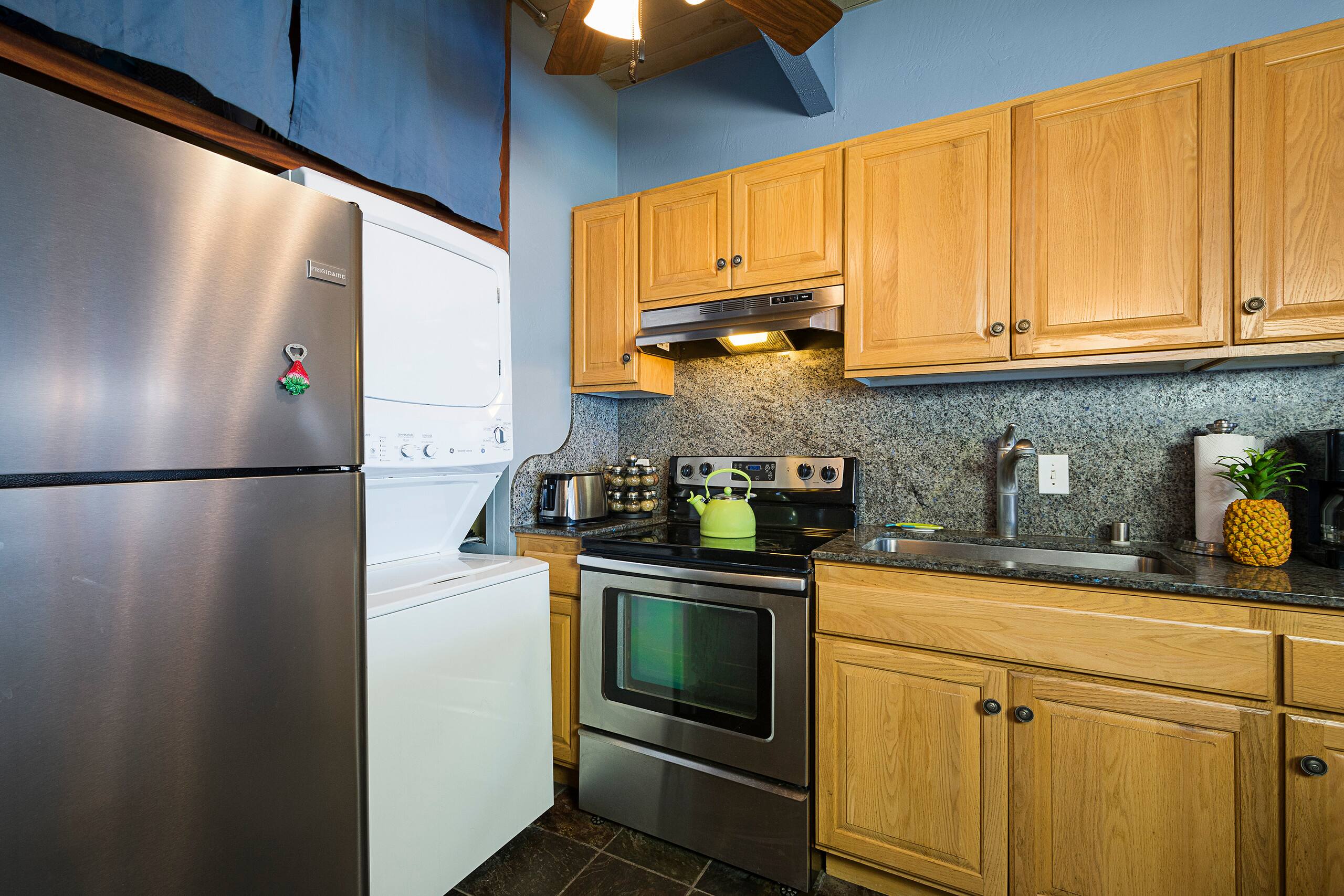 Condo in Kailua-Kona · ★4.86 · Studio · 1 bed · 1 bath - Image 15