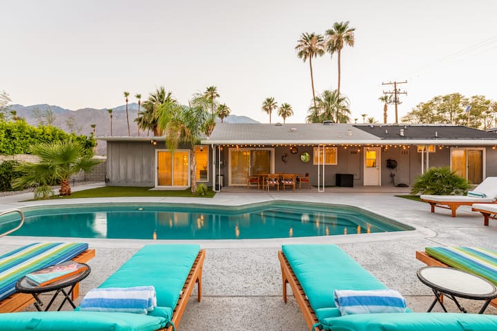 Desert Gateway - Palm Springs, CA