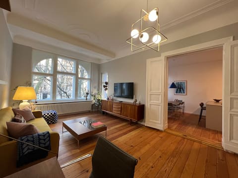 Top Airbnb: Modern Design Apartment in Schillerkiez Neukölln in Neukölln