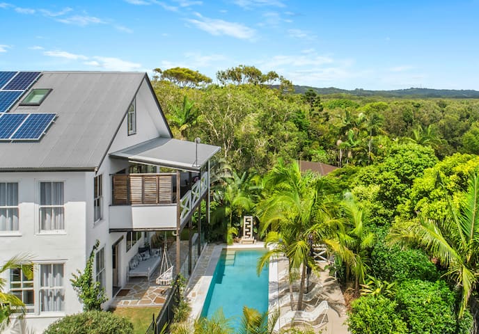Pacifique on Pacific Byron Bay ~ European Luxury ~