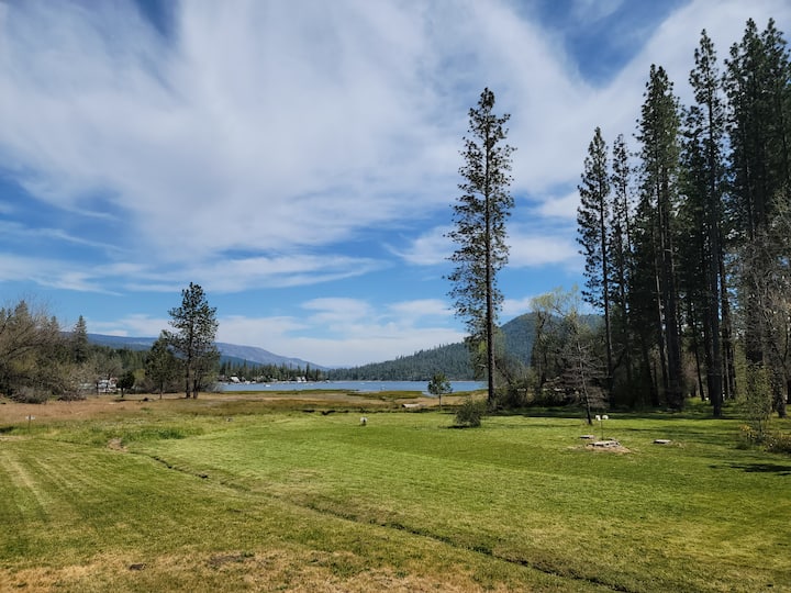 Yosemite Bass Lake Escape Houses for Rent in Bass Lake, California, United States Airbnb