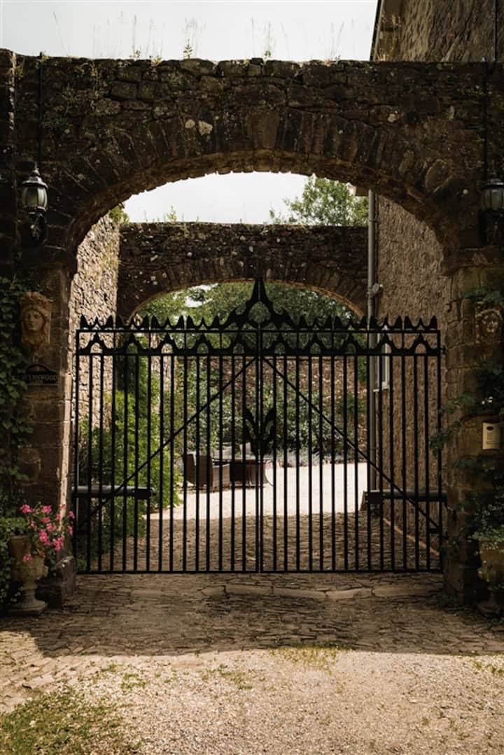 Stoodleigh Court Coach House Staycation 8+