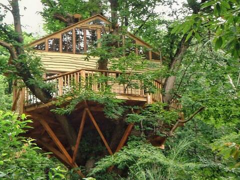 Treehouse, fully equipped 