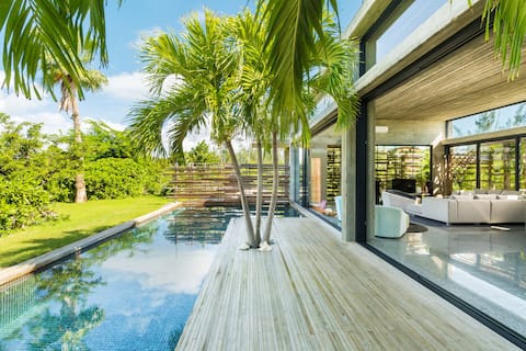 Villa Islander in Grace Bay, Turks & Caicos