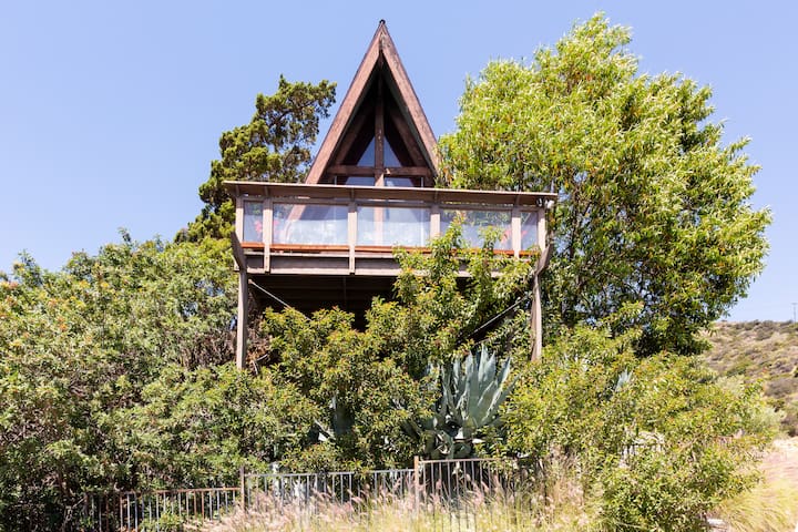 Rated #2 BEST Airbnb in Cali by Travel+Leisure! gallery image 2