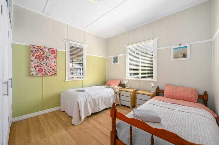 საძინებელი 2