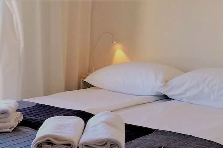 Entire home with 2 bedrooms in Tunis - Sunny-Budget Renovated apartment near City Center