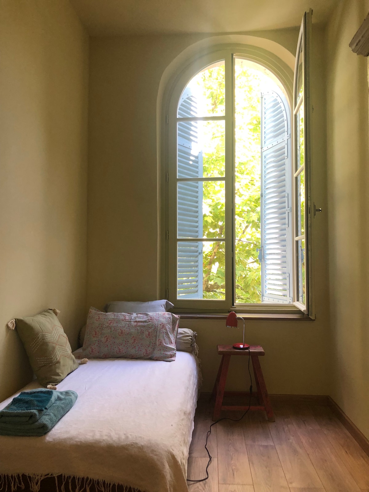 Žltá spálňa (90 lôžok)