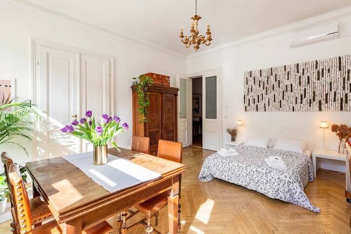 City centre! Two bedroom 85m2 apartment. gallery image 3