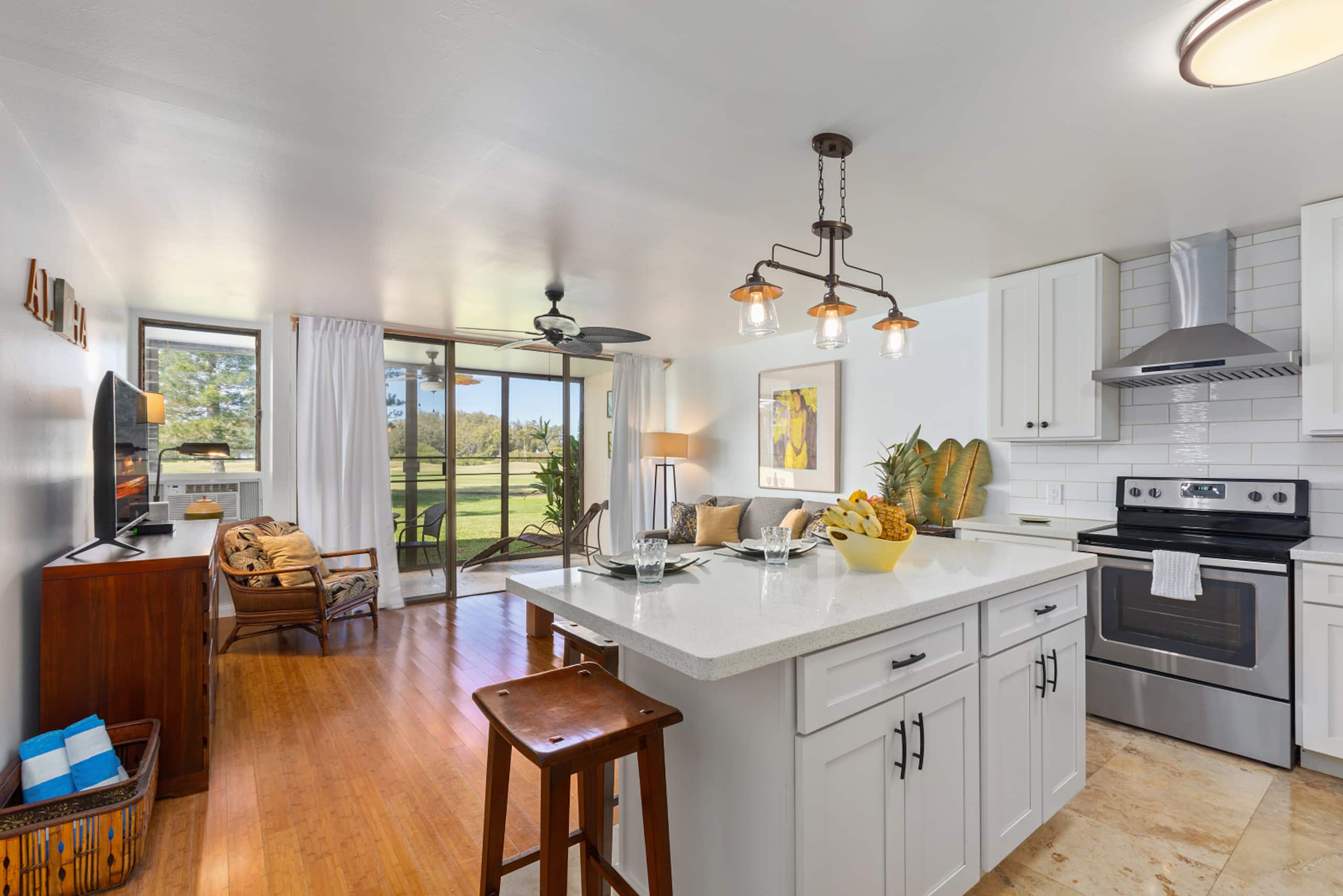 Home in Kahuku · ★4.76 · 1 bedroom · 2 beds · 2 private baths - Image 7
