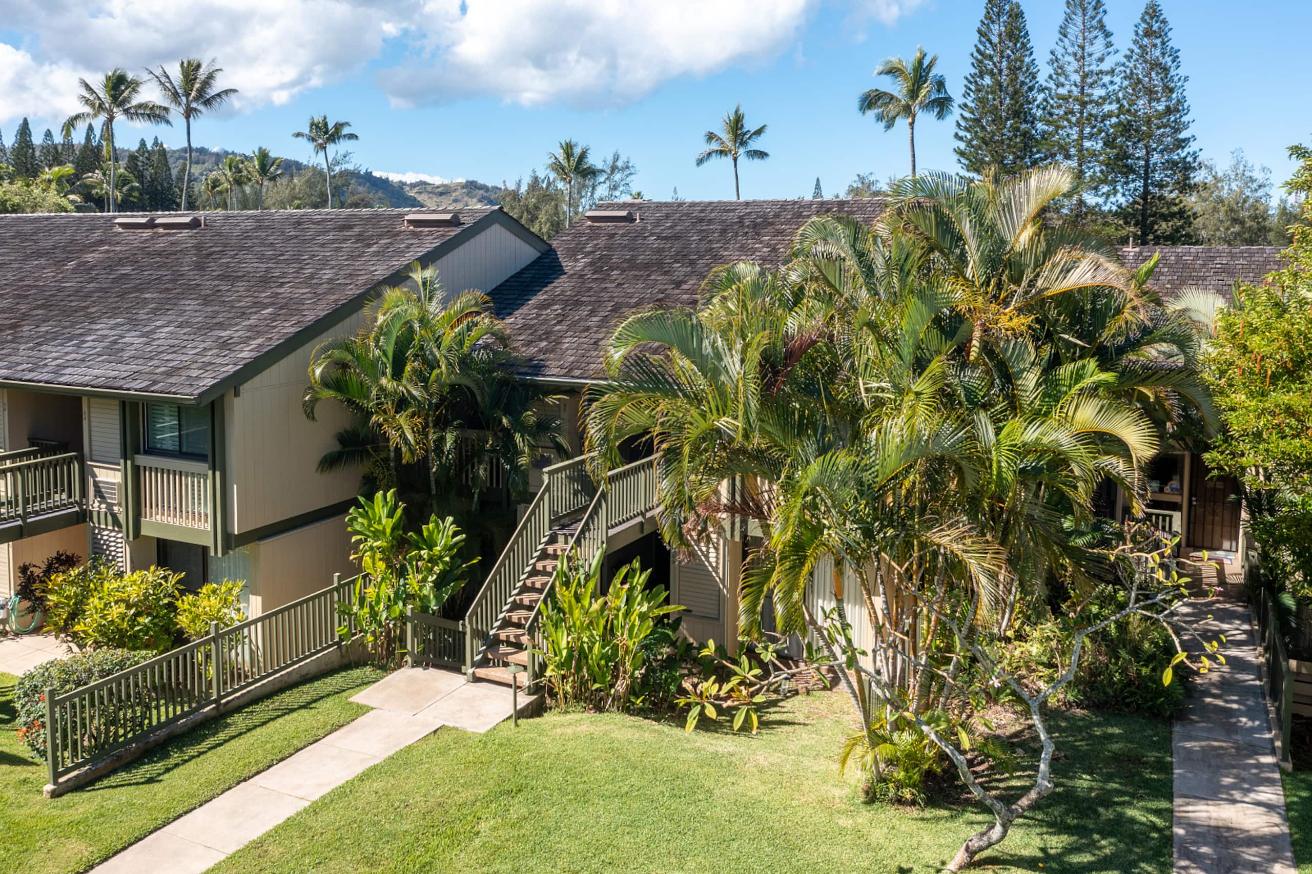 Home in Kahuku · ★4.76 · 1 bedroom · 2 beds · 2 private baths - Image 20