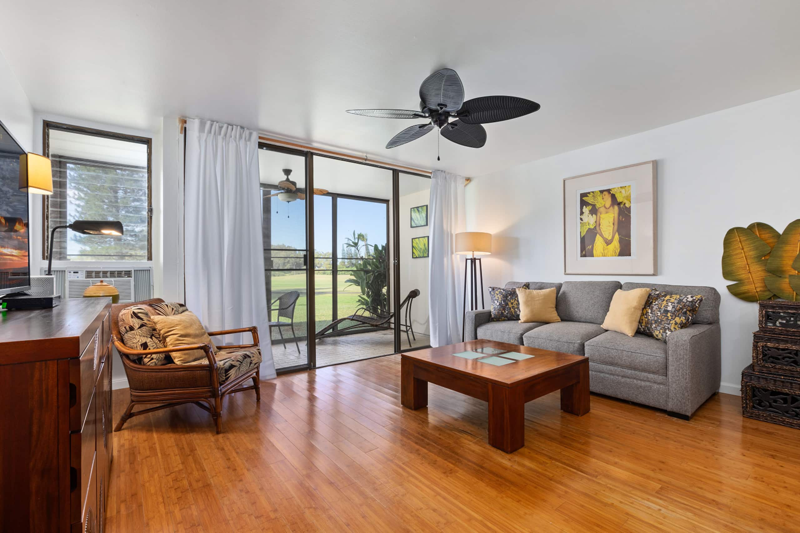 Home in Kahuku · ★4.76 · 1 bedroom · 2 beds · 2 private baths - Image 1