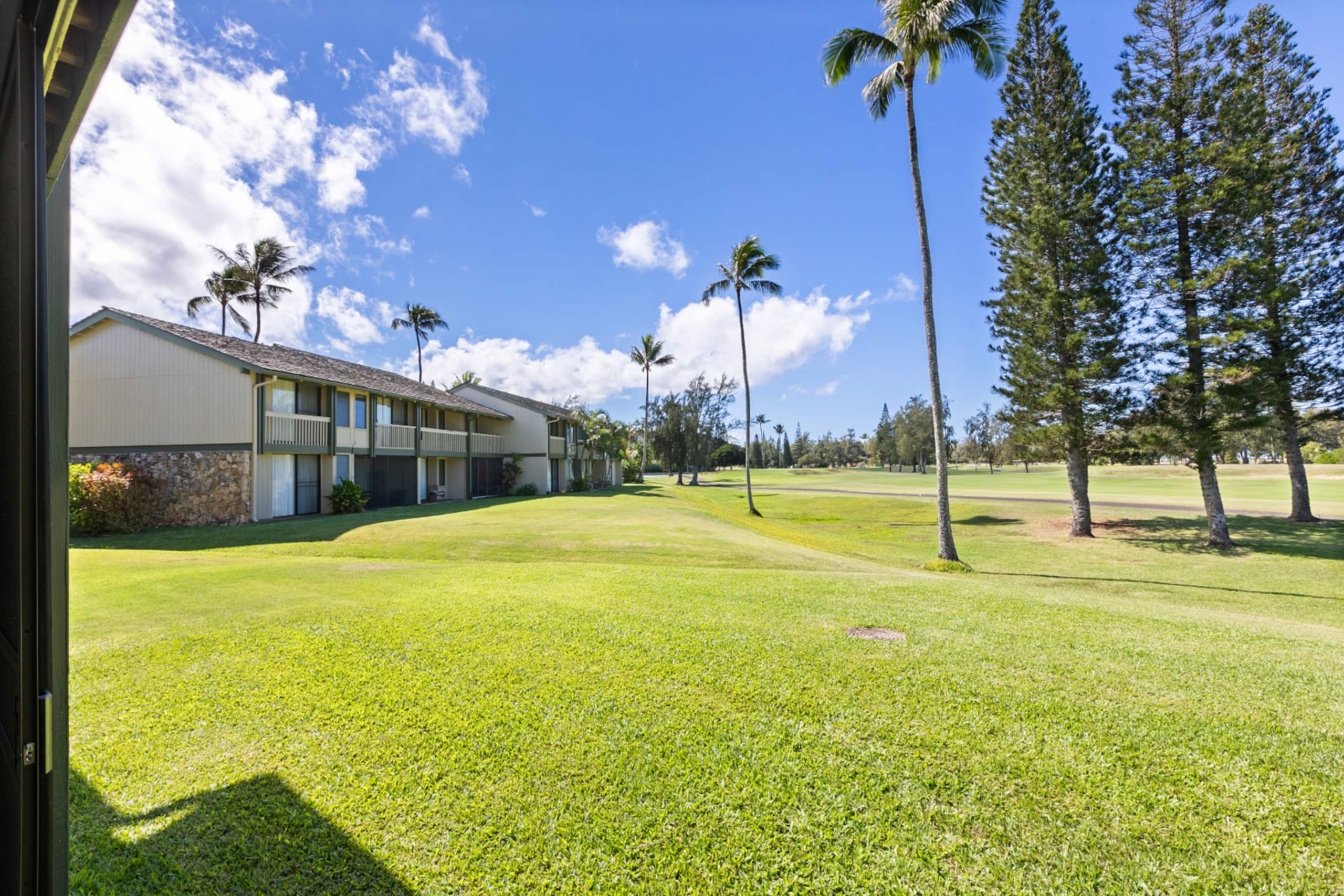 Home in Kahuku · ★4.76 · 1 bedroom · 2 beds · 2 private baths - Image 21