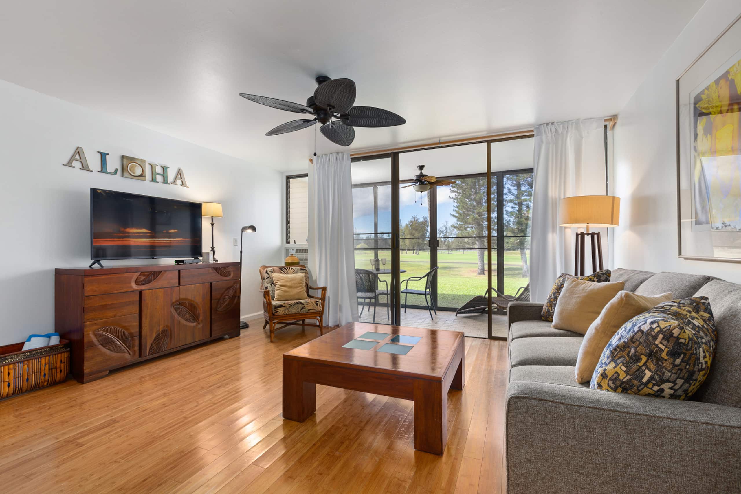 Home in Kahuku · ★4.76 · 1 bedroom · 2 beds · 2 private baths - Image 3