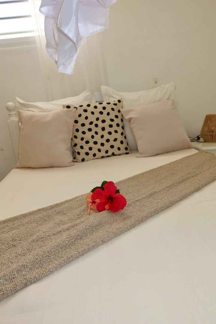 ห้องสำหรับ 2 คน +1 เตียงเด็กอ่อน