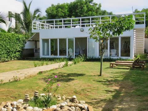 PUNTO4: Caribbean seafront Barranquilla/Cartagena!