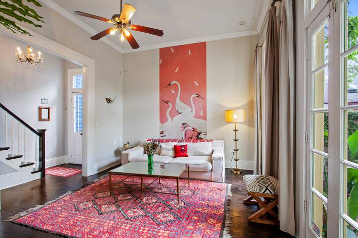 Marigny Oasis +POOL Near French Quarter! Sleeps 6! gallery image 3