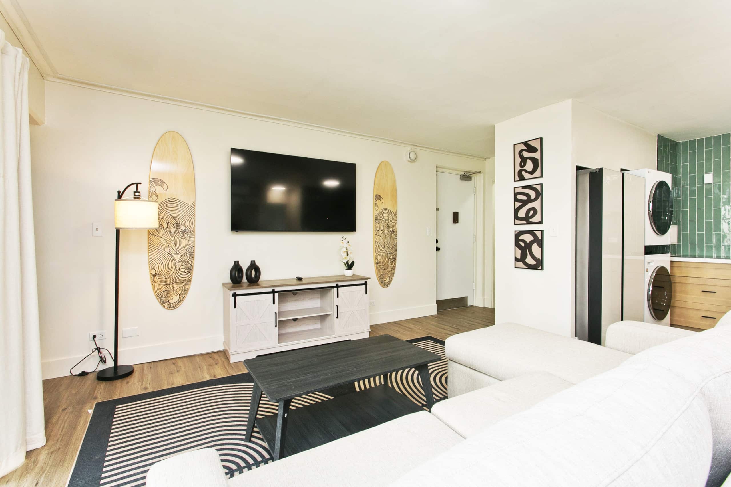 Home in Honolulu · ★4.91 · 2 bedrooms · 3 beds · 2 private baths - Image 6