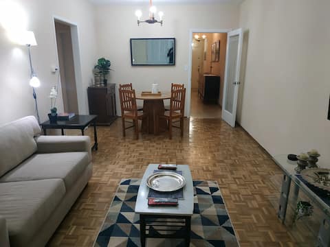 Top performing Airbnb: Beautiful 3 Bedroom 86m2 Apartment in Tres Cruces in Tres Cruces