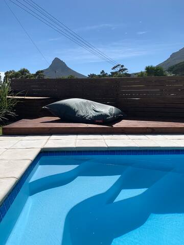 OttawaPalms VILLA & STUDIO with housekeeping gallery image 4