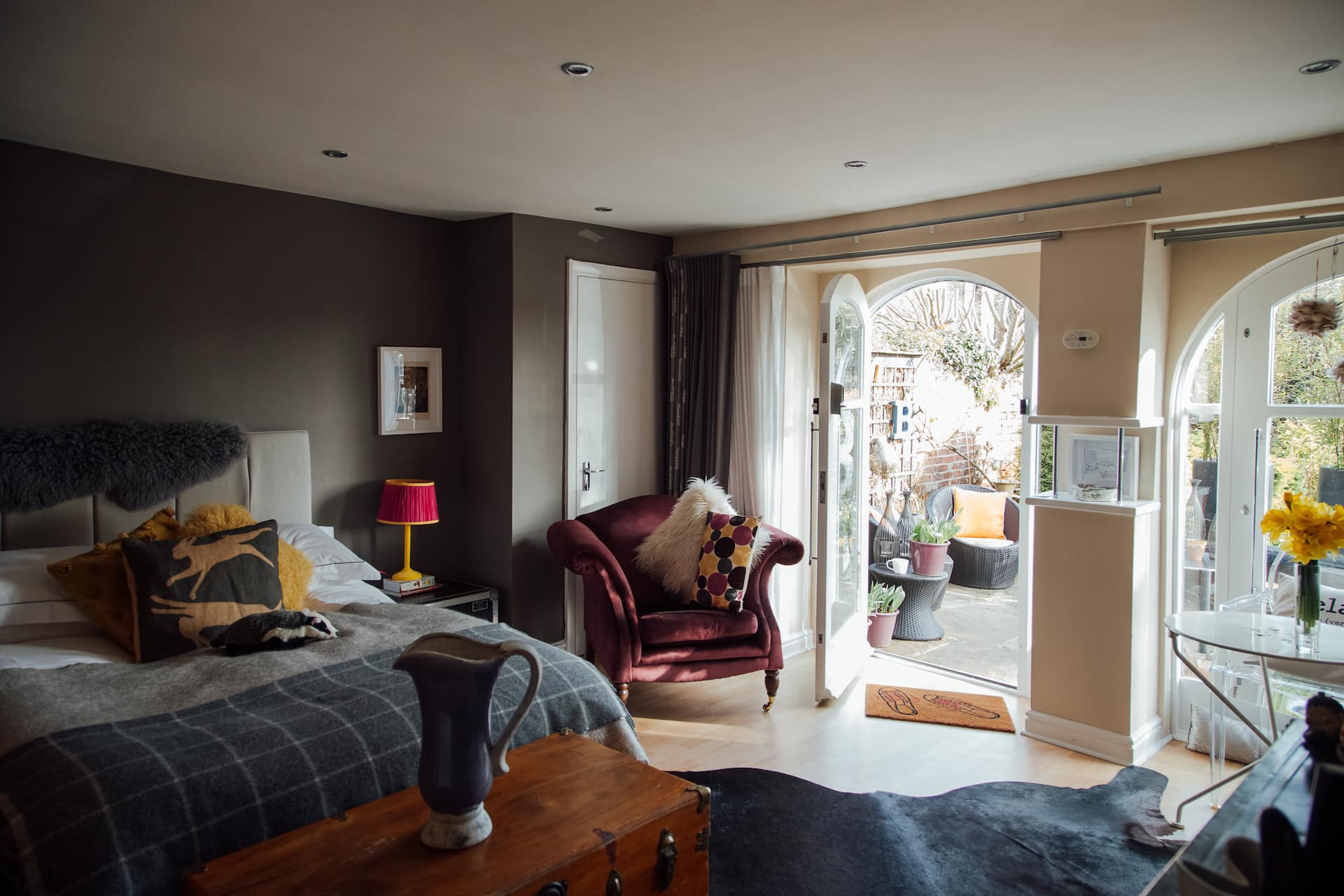 The Hollies - Luxury self contained apartment