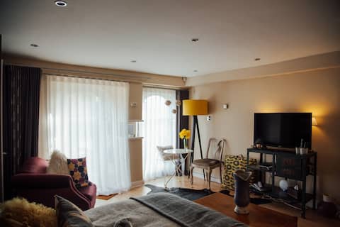 Popular Airbnb listing: The Hollies - Luxury self contained apartment in Broomhill