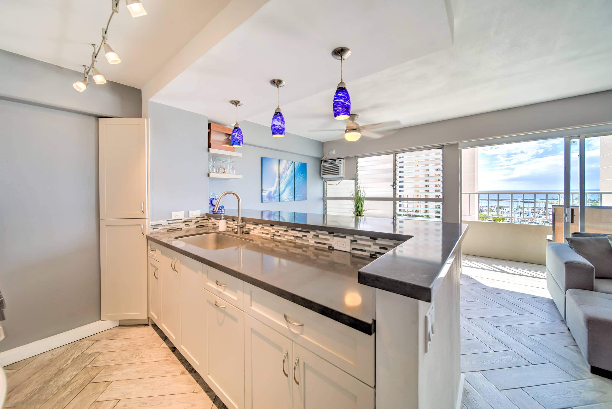 Condo in Honolulu · ★4.79 · 1 bedroom · 1 bed · 1 private bath - Image 8