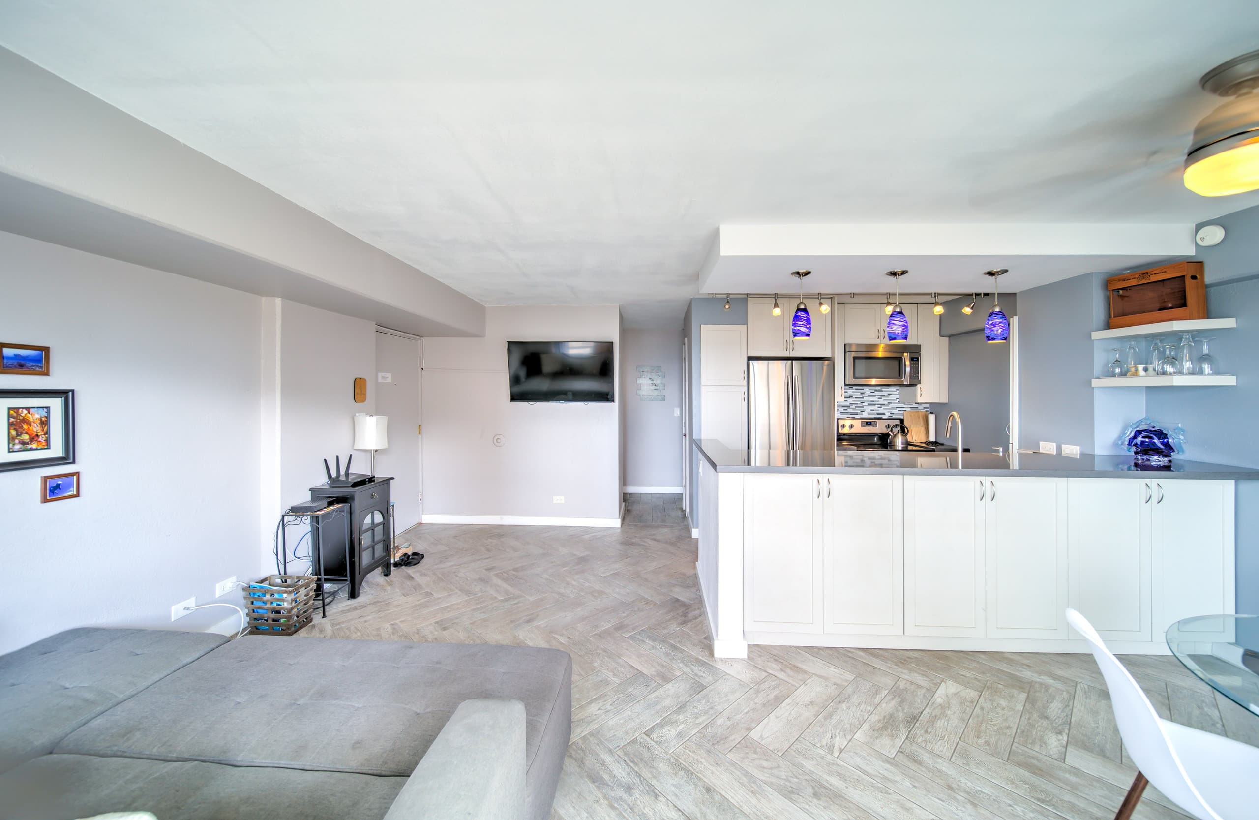 Condo in Honolulu · ★4.79 · 1 bedroom · 1 bed · 1 private bath - Image 5