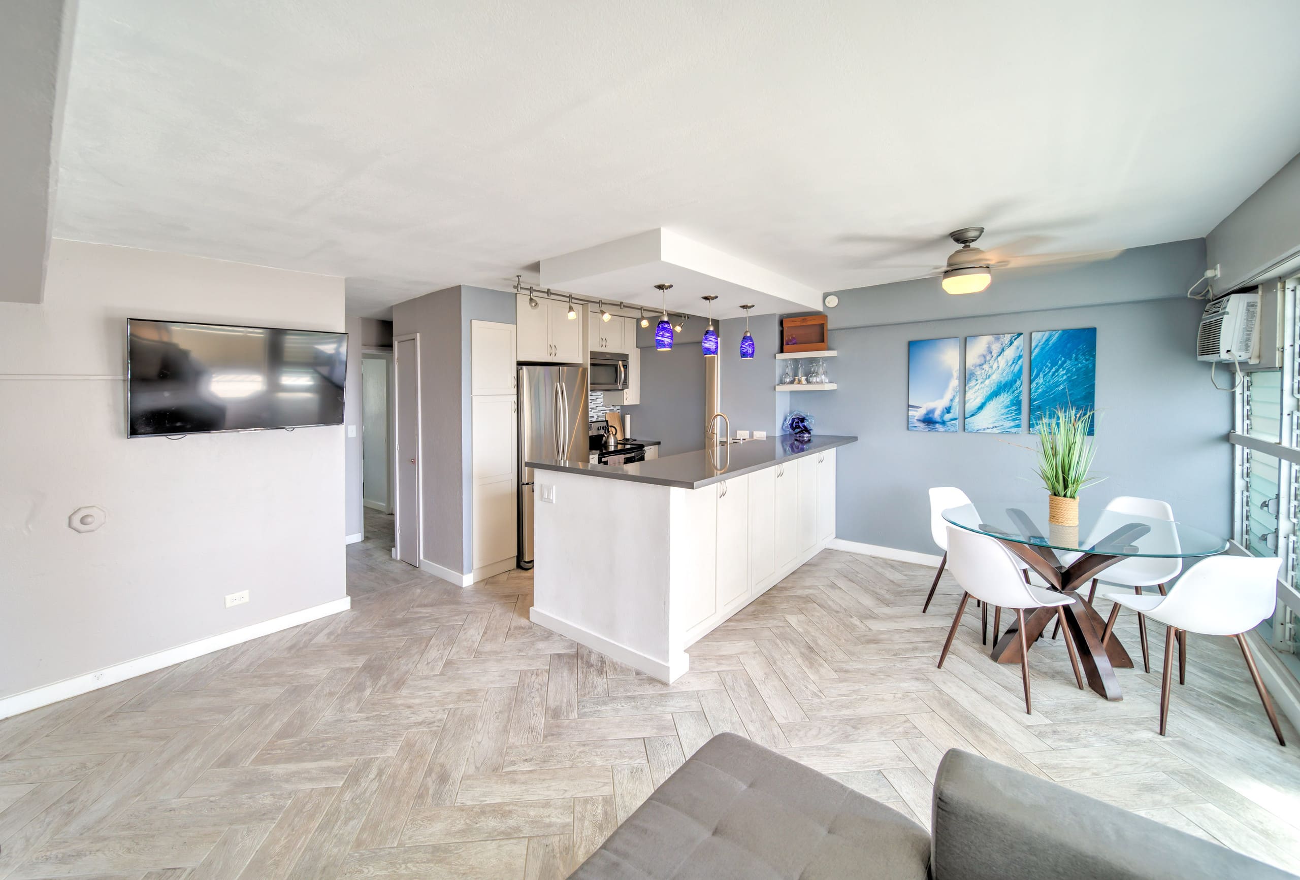 Condo in Honolulu · ★4.79 · 1 bedroom · 1 bed · 1 private bath - Image 15