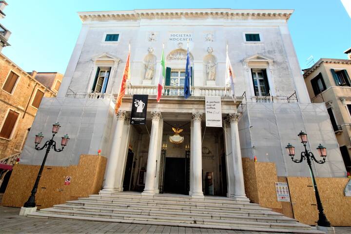 Location location location! charming brand new apt gallery image 3