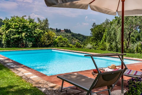 APARTMENT WITH POOL NEAR FLORENCE