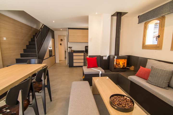 Appartement Ski-in/out Ensoleillé, Cheminée & Vue - Les Menuires