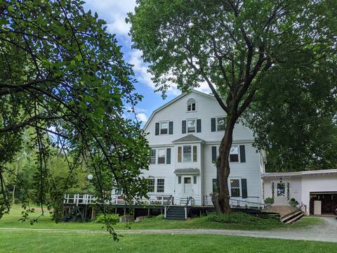Historic Stockbridge Villa on 25 acres sleeps 16