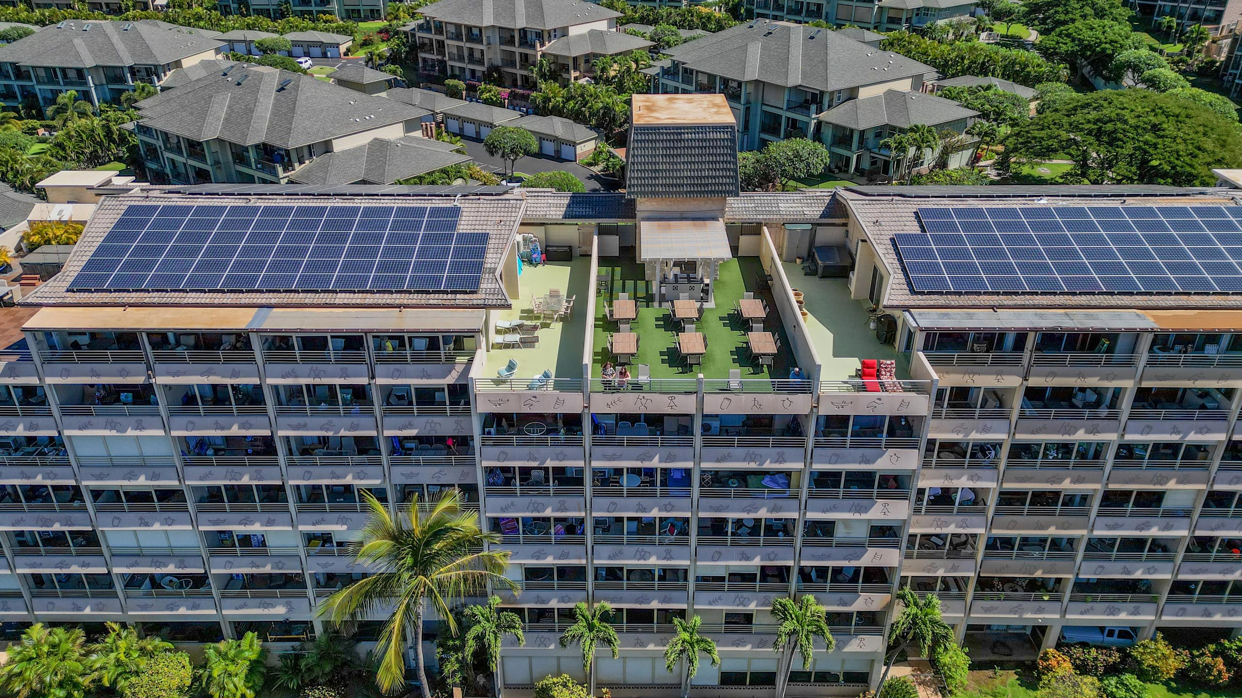 Condo in Kihei · ★4.97 · 1 bedroom · 2 beds · 1 bath - Image 4