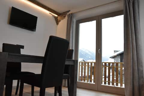 Popular Airbnb listing: Baita Palma -Close to the center but far from the chaos- in Livigno