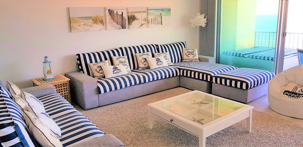 Avenida dos banhos Apartment. T3+1 gallery image 3