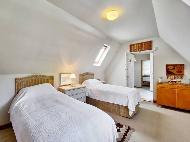 Historic Cape Town Loft gallery image 4