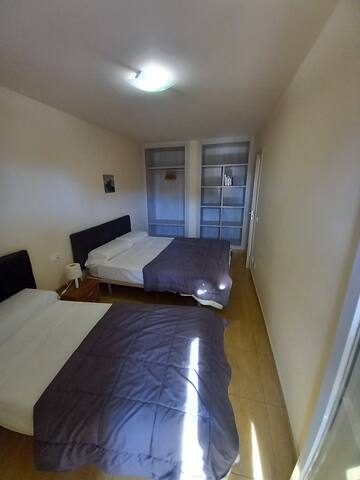 Air conditionning. Terrasse – Parking 400m beachI gallery image 5