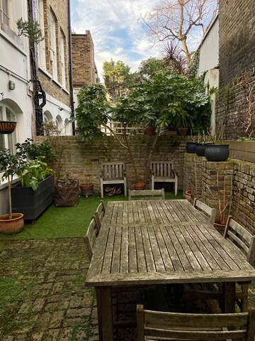 Beautiful garden flat in pub conversion in Angel gallery image 4