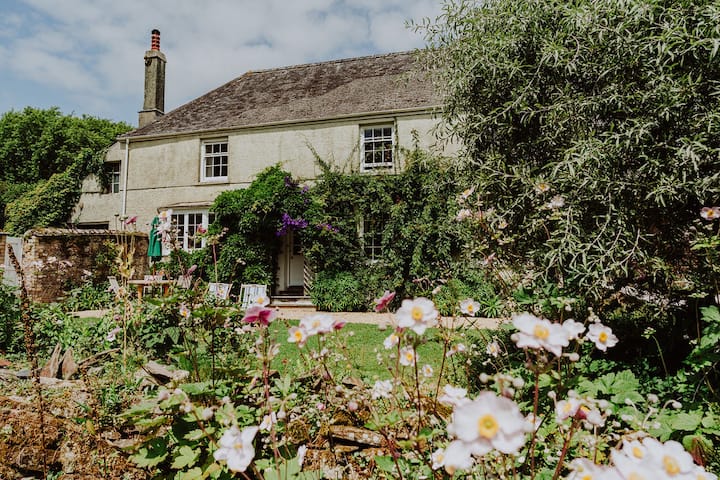 Cottage In The Heart Of Mothecombe Gardens - Ivybridge