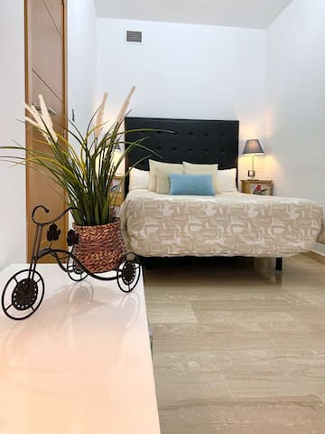Aloha Sevilla managed Airbnb listing 1