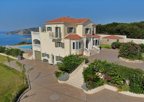 Villa Anna Rebecca with Pool, Stunning Sea Views
