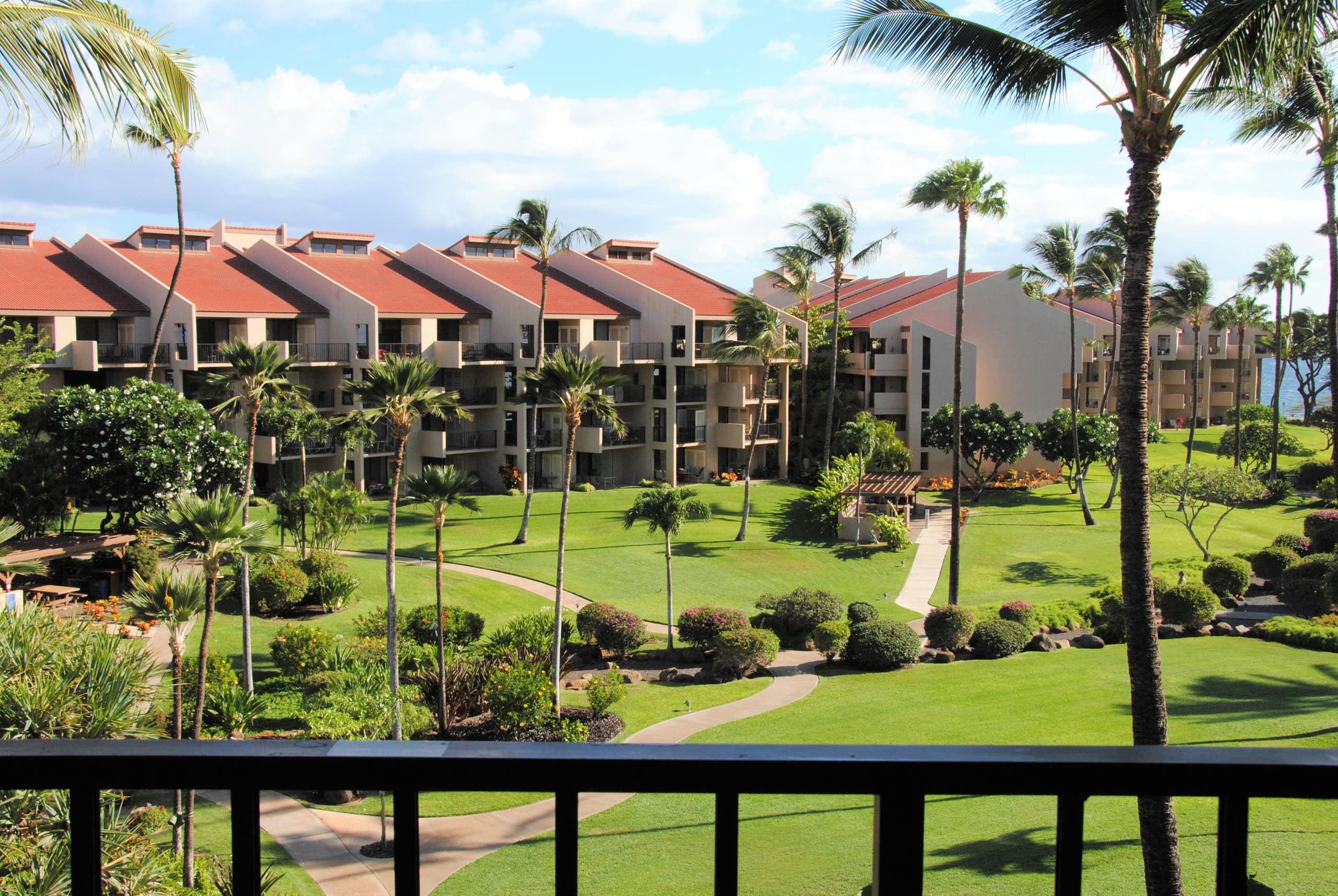 Condo in Kihei · ★5.0 · 3 bedrooms · 4 beds · 3 shared baths - Image 4