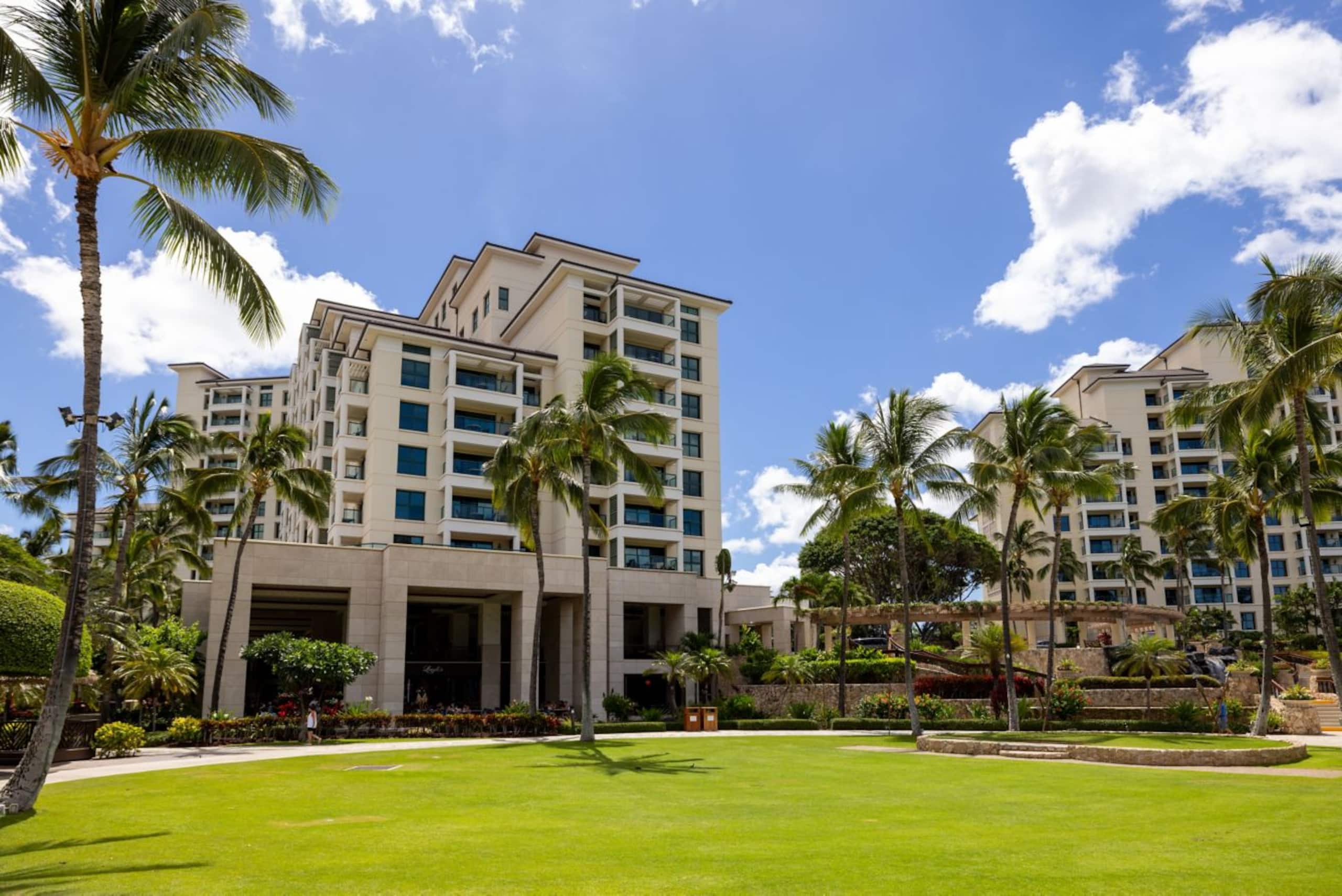 Studio, 1 King, Sofa bed, Balcony Marriott koolina - Image 9