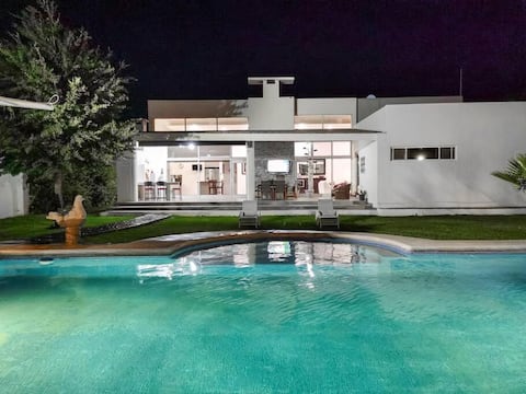 El Encino Residence