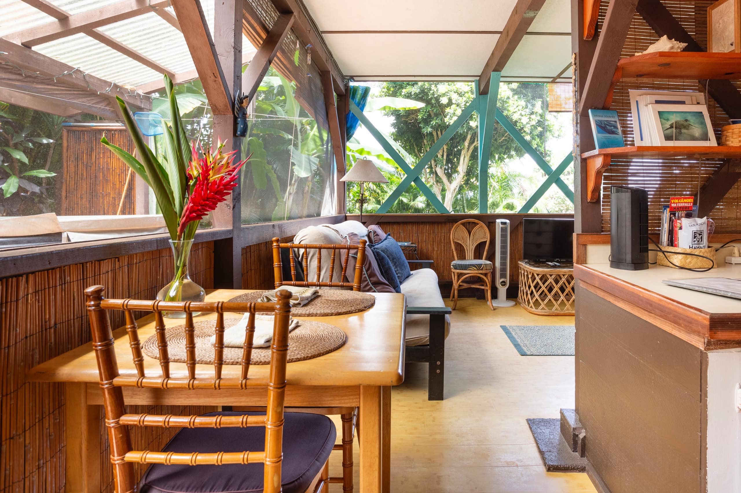 Tropical Hideaway w/ Pool, Hot Tub - Image 9