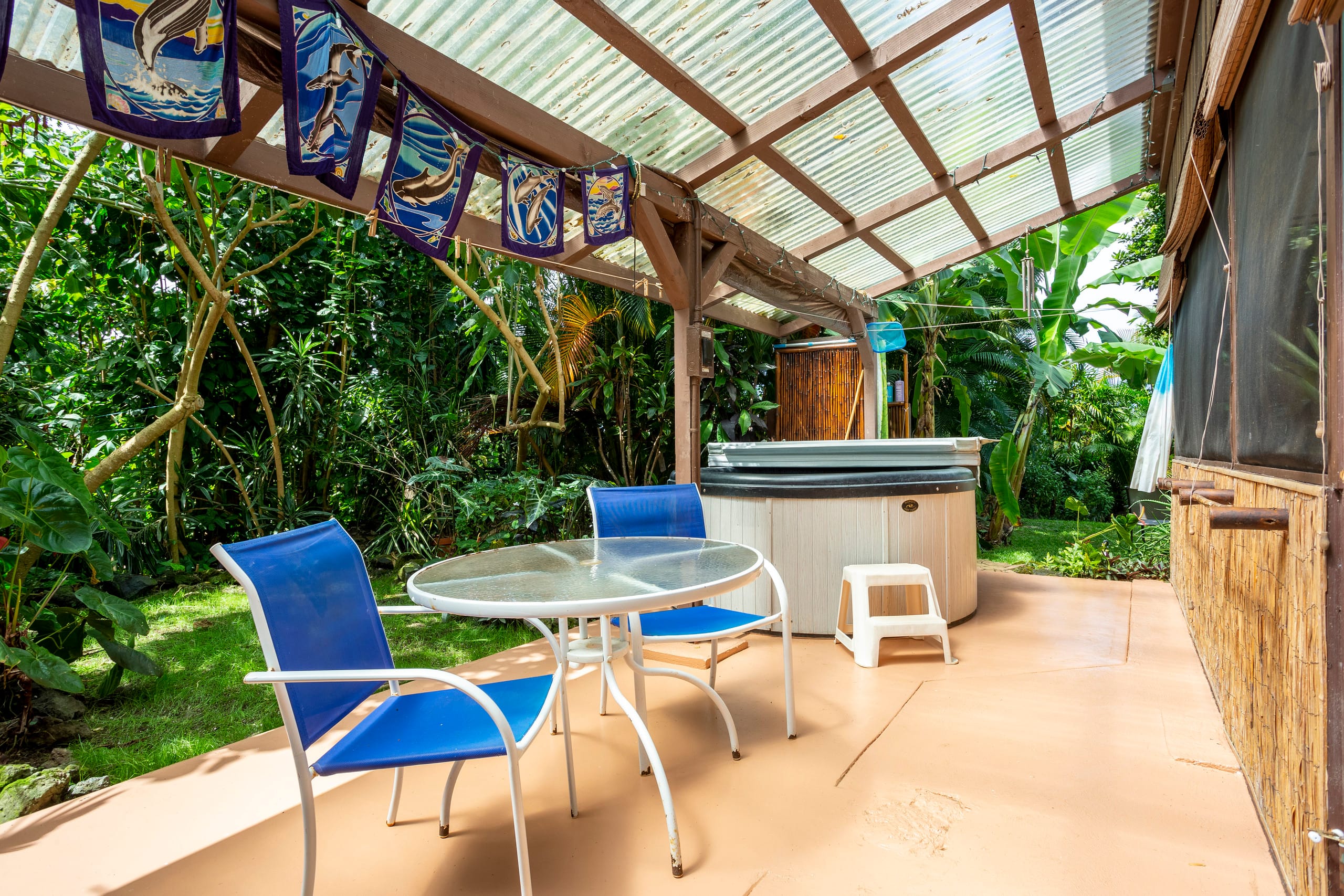Tropical Hideaway w/ Pool, Hot Tub - Image 11